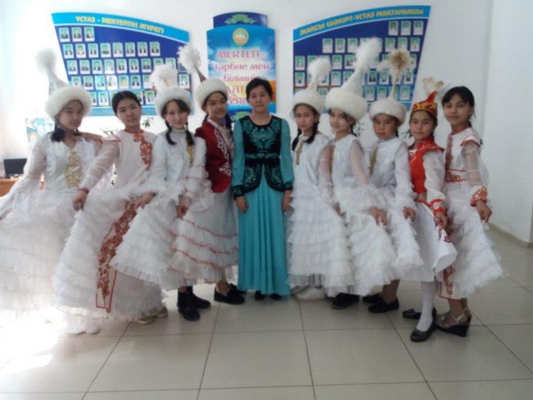 Байқадам Қашқынбаев атындағы орта мектебі бойына "Ұлыстың күні-әз Наурыз" тақырыбында 5-11 сынып оқушылары арасында  Фестиваль өткізілді